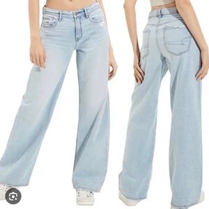 NWT! AMERICAN EAGLE OUTFITTERS Size 6 Low Rise Skater Jean Wide-Leg Light Wash